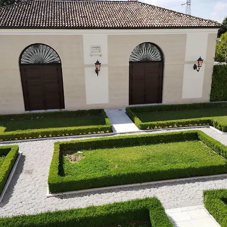 Barchessa Volpi Con Parco Mogliano Veneto