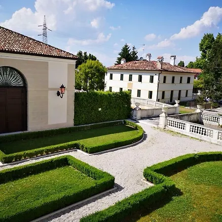 Barchessa Volpi Con Parco *